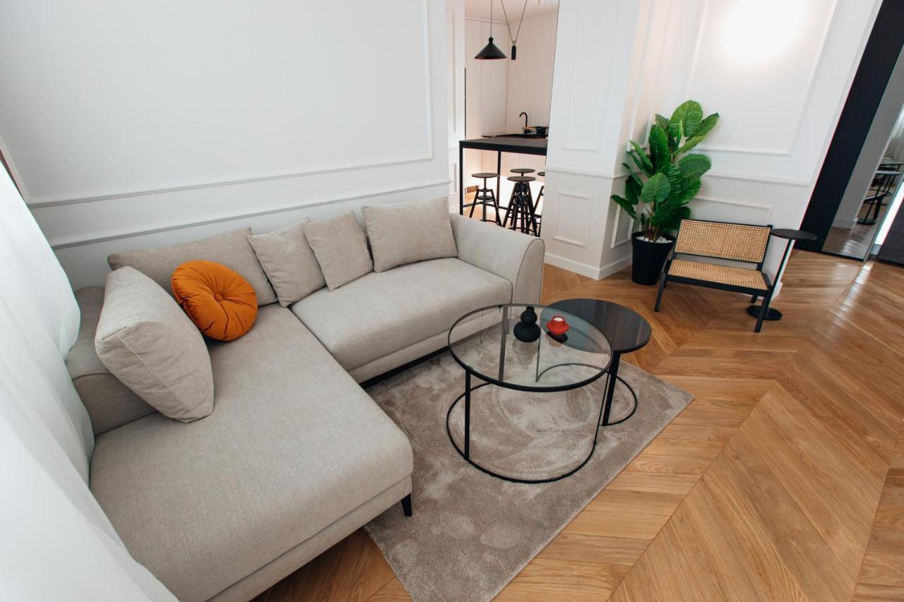 Stan Na Dan - Chic Home Banja Luka Exteriör bild