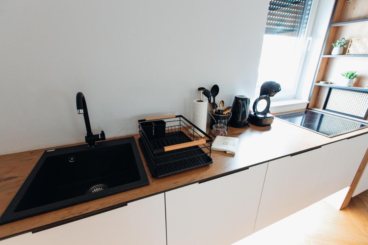 Stan Na Dan - Chic Home Banja Luka Exteriör bild