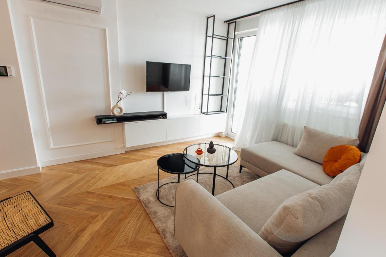 Stan Na Dan - Chic Home Banja Luka Exteriör bild