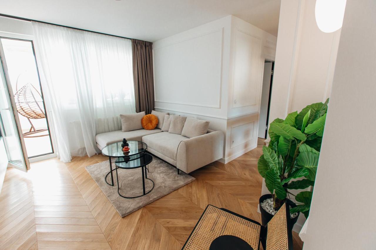 Stan Na Dan - Chic Home Banja Luka Exteriör bild