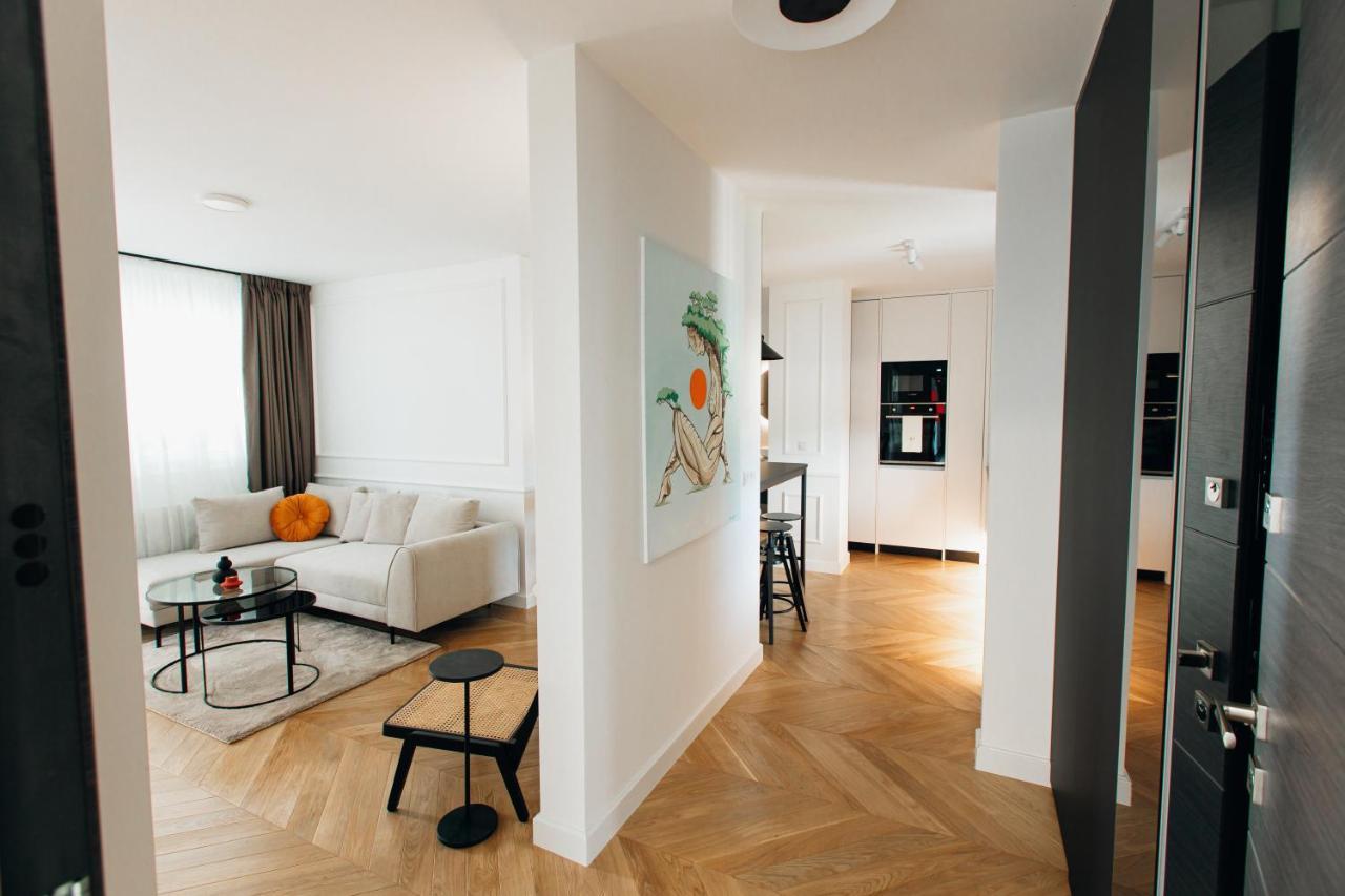 Stan Na Dan - Chic Home Banja Luka Exteriör bild